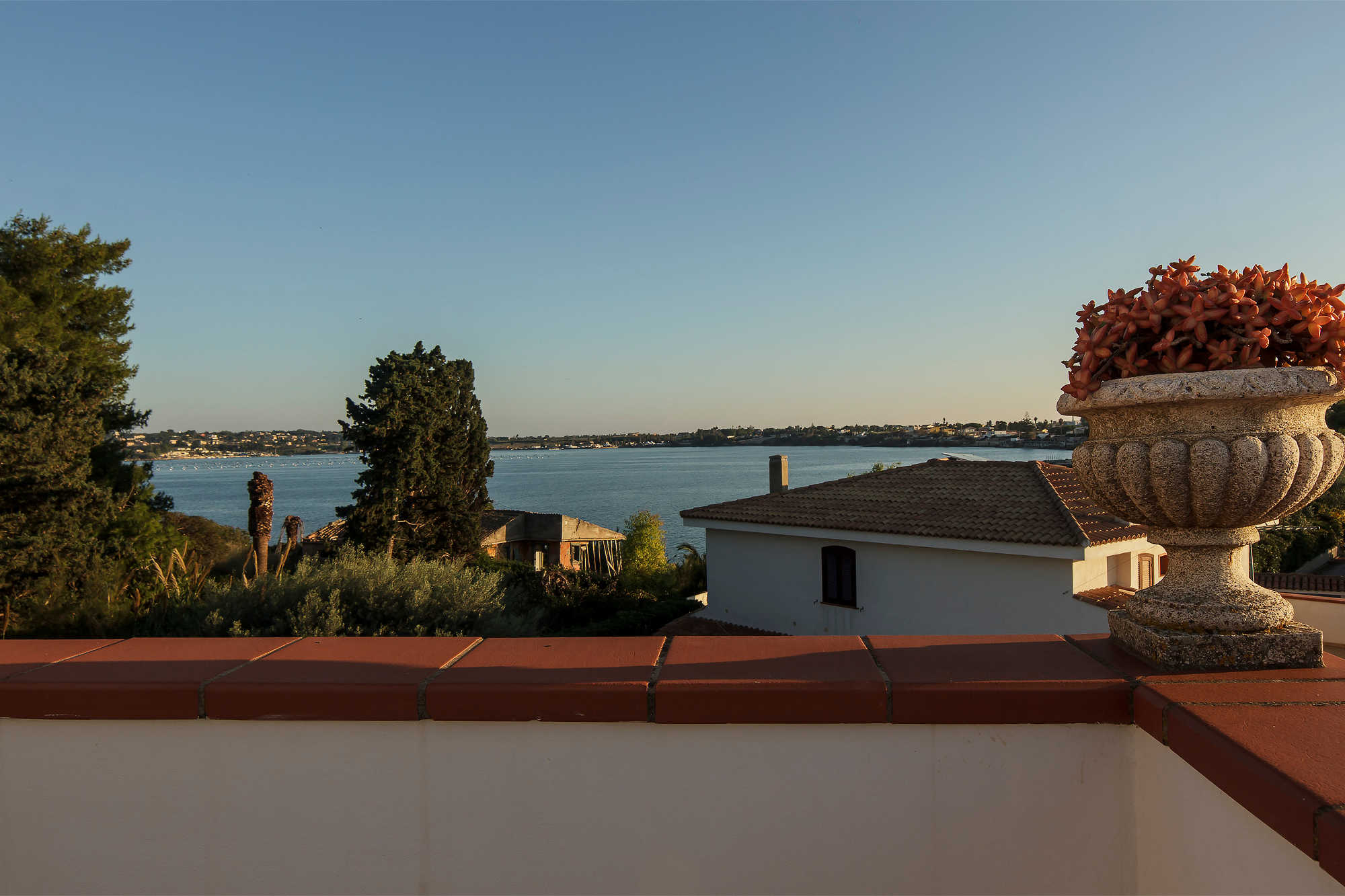 Le Saline B&B Siracusa Camera Grey: vista sul mare