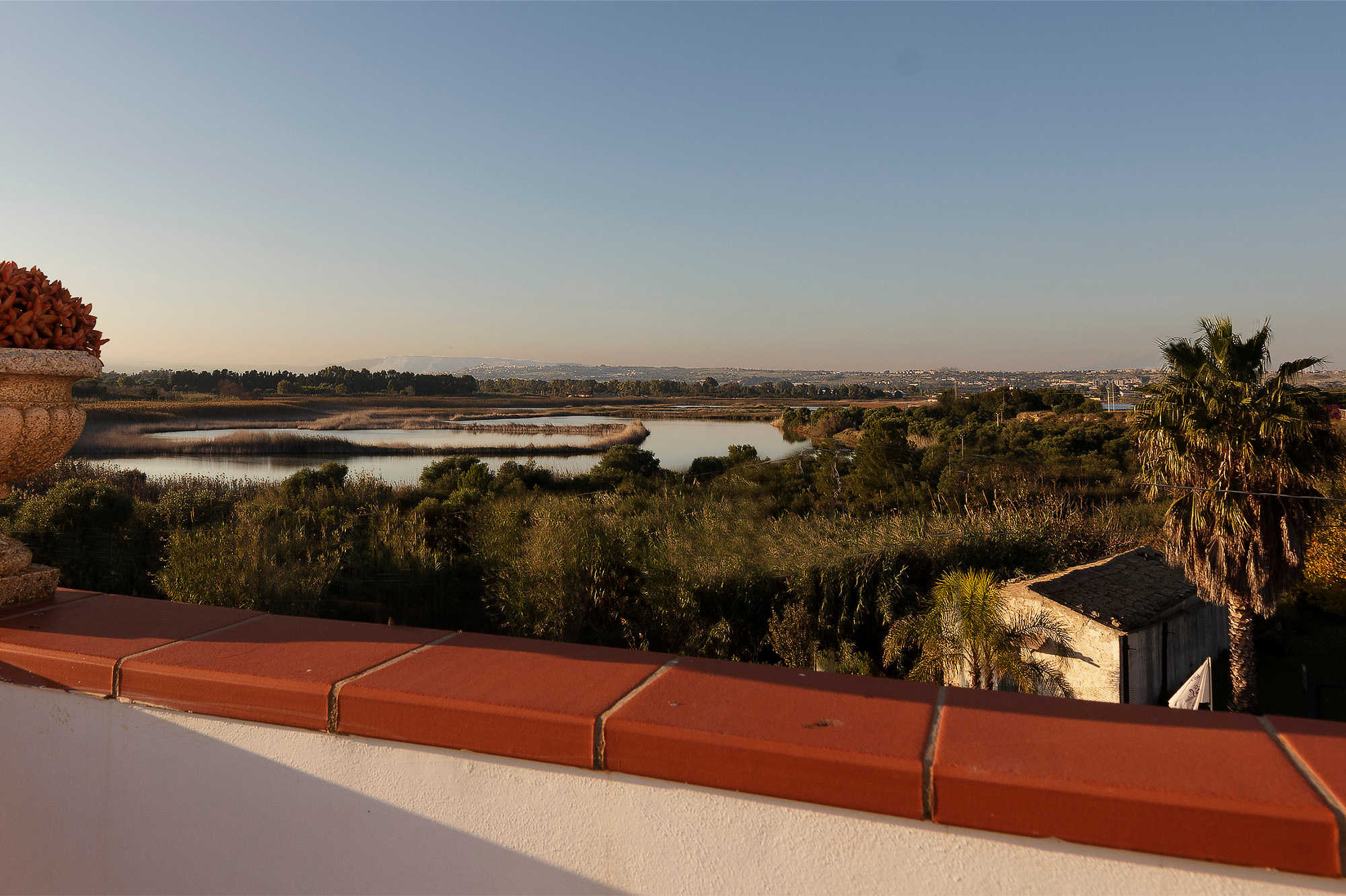 Le Saline B&B Siracusa Camera Grey: vista sulle saline